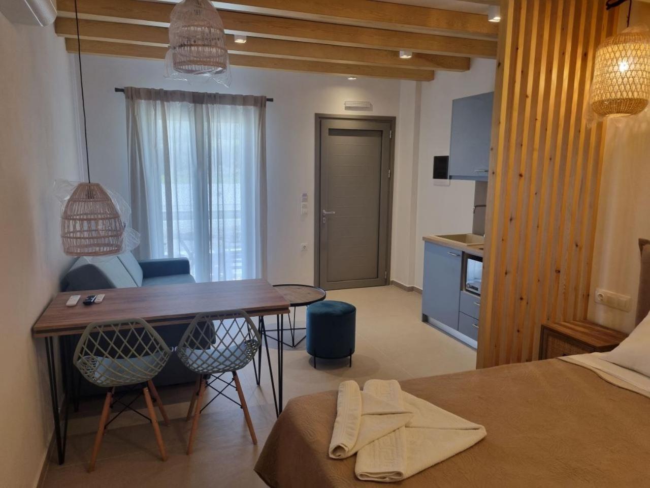 Achilli Apartments Skyros Esterno foto